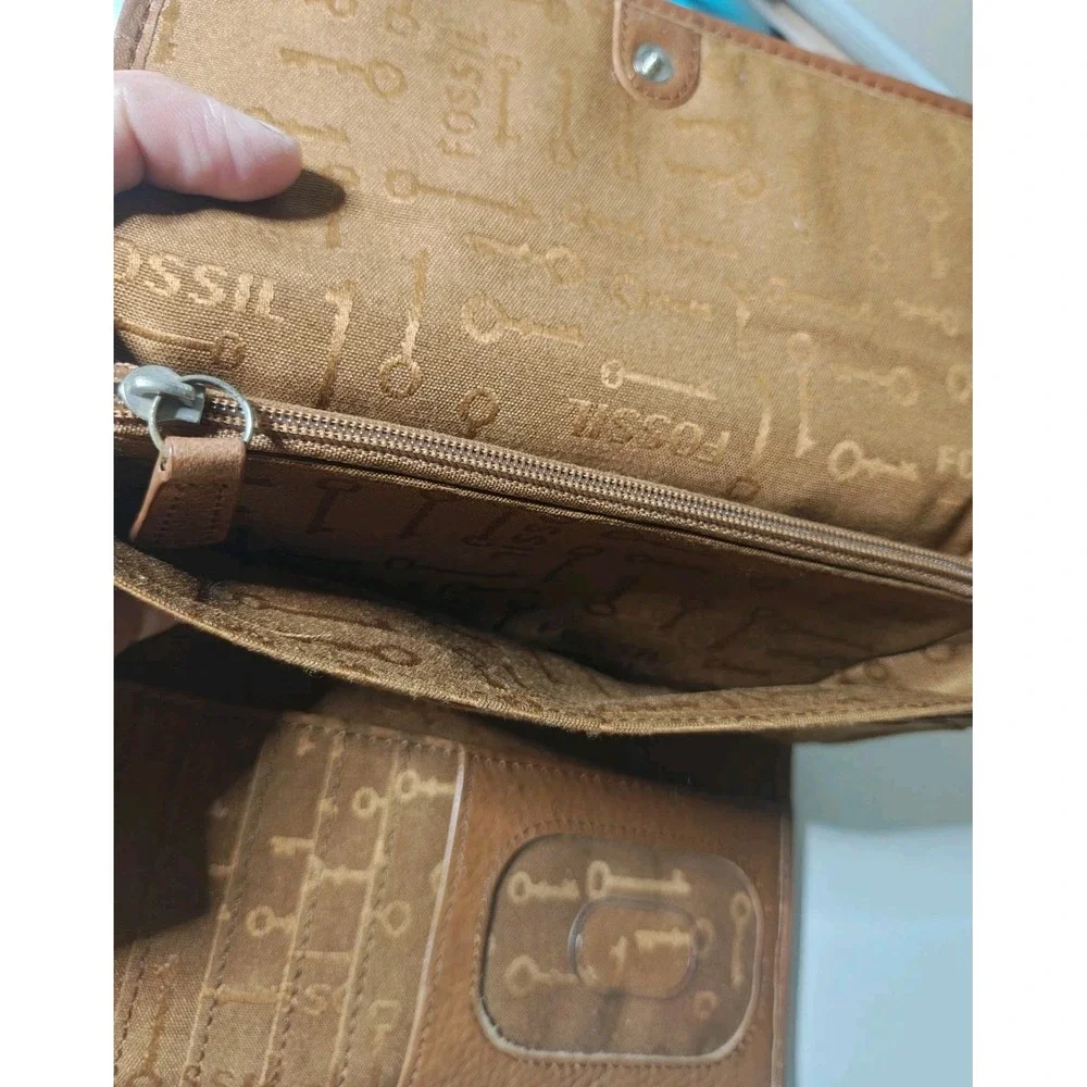 Fossil vintage leather