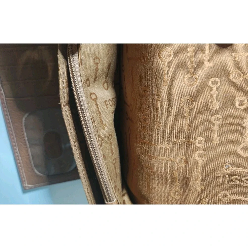Fossil vintage leather