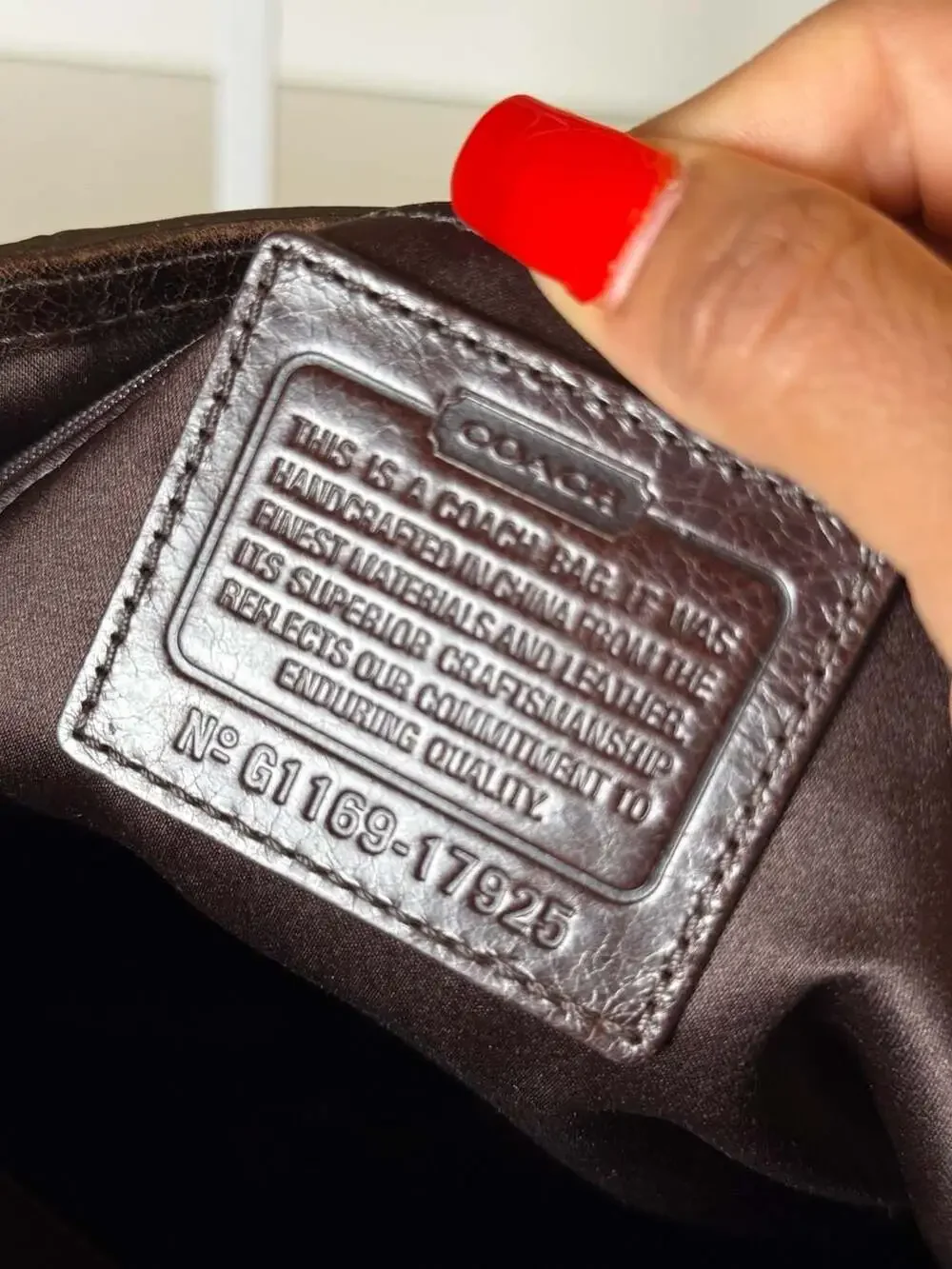 Coach authentic shoulder