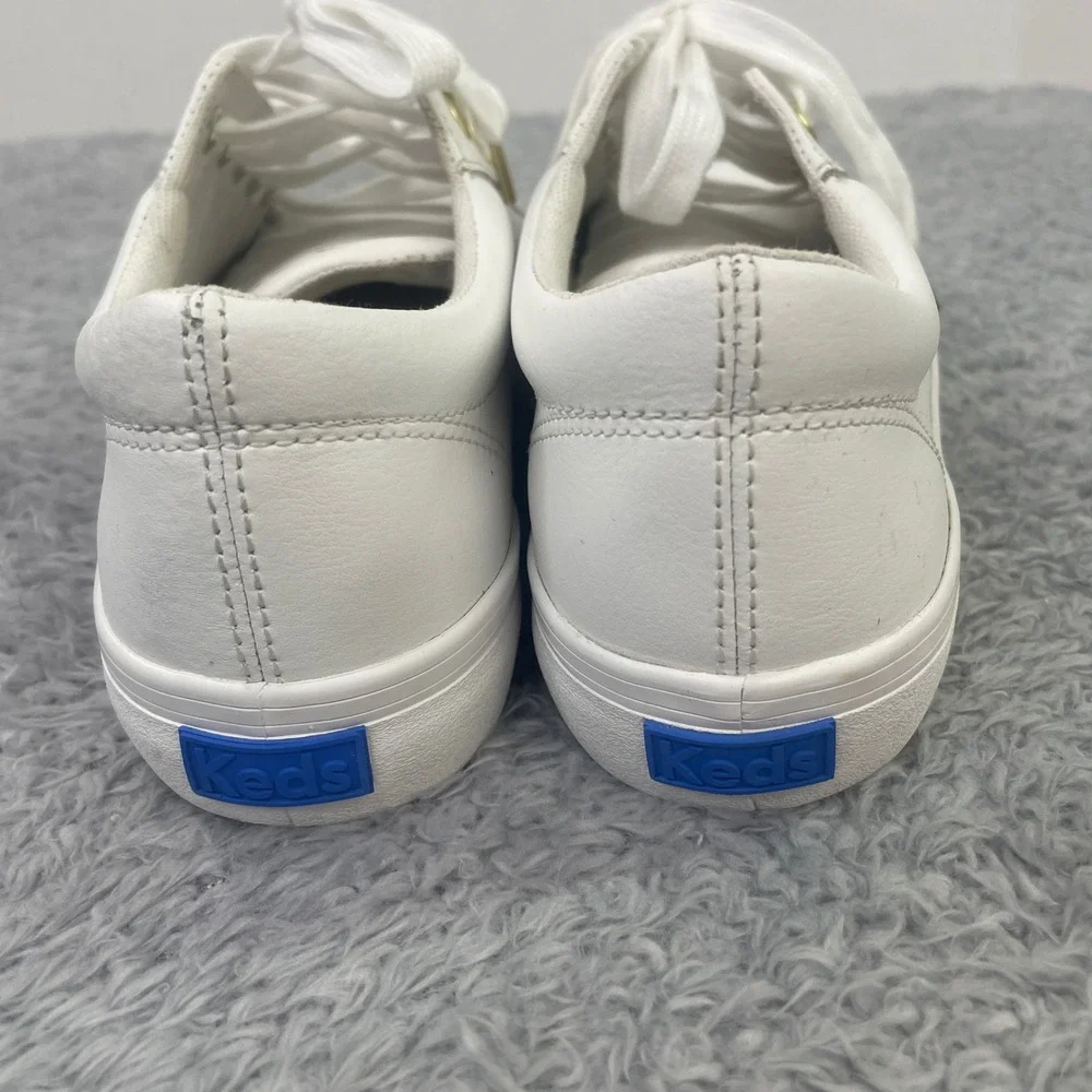 Keds jump kick
