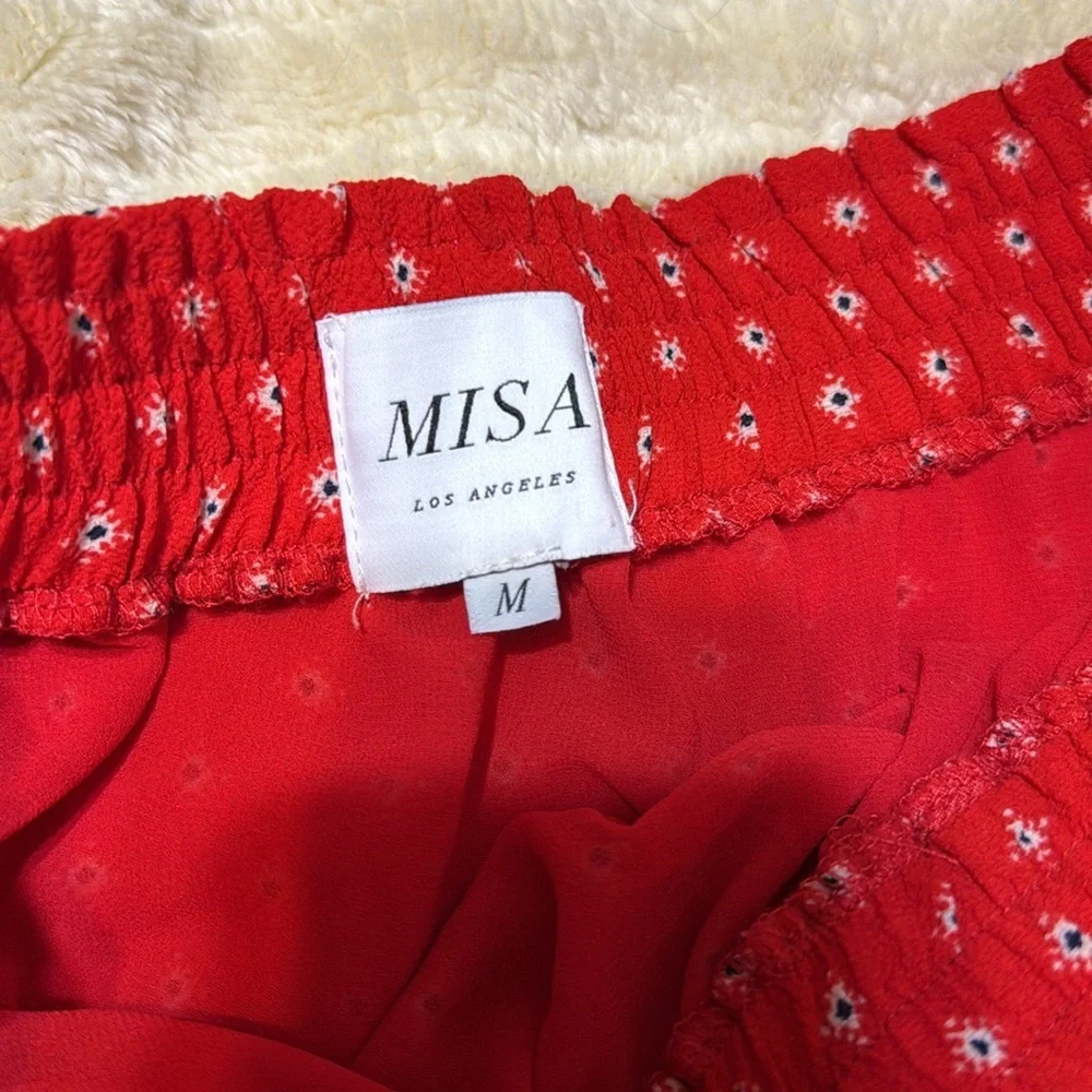 Misa Los Angeles like new