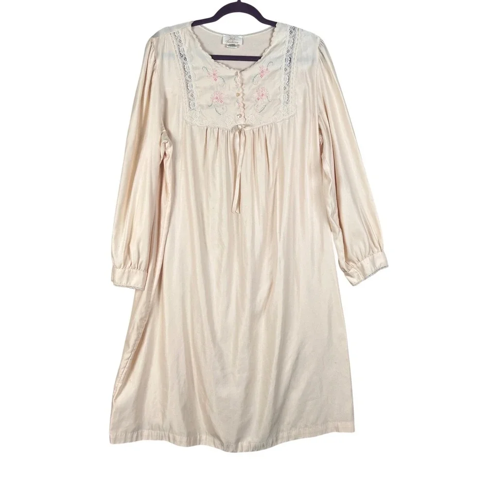 Lady Barbizon type gown