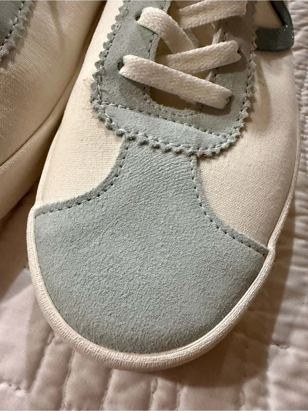 Vans men’s women’s