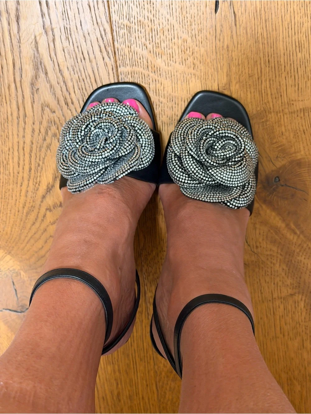 MICHAEL Michael Kors sleek black
