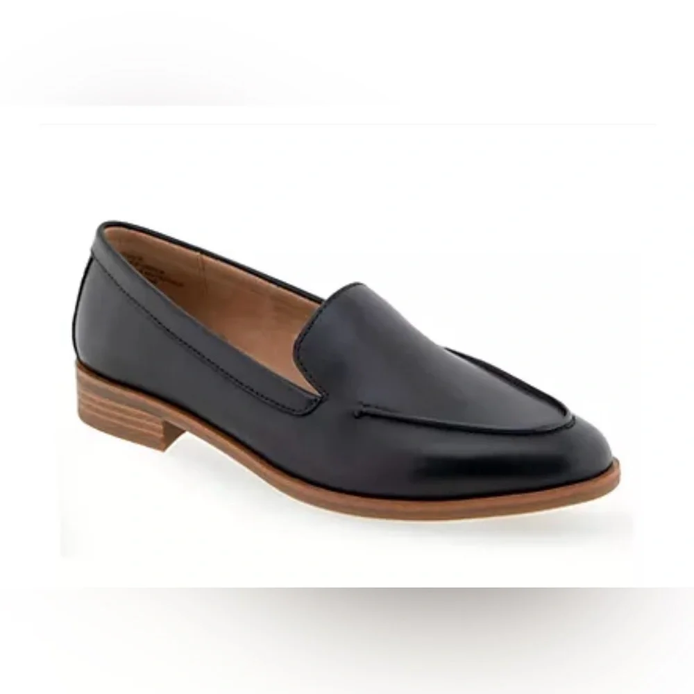 AEROSOLES see pictures