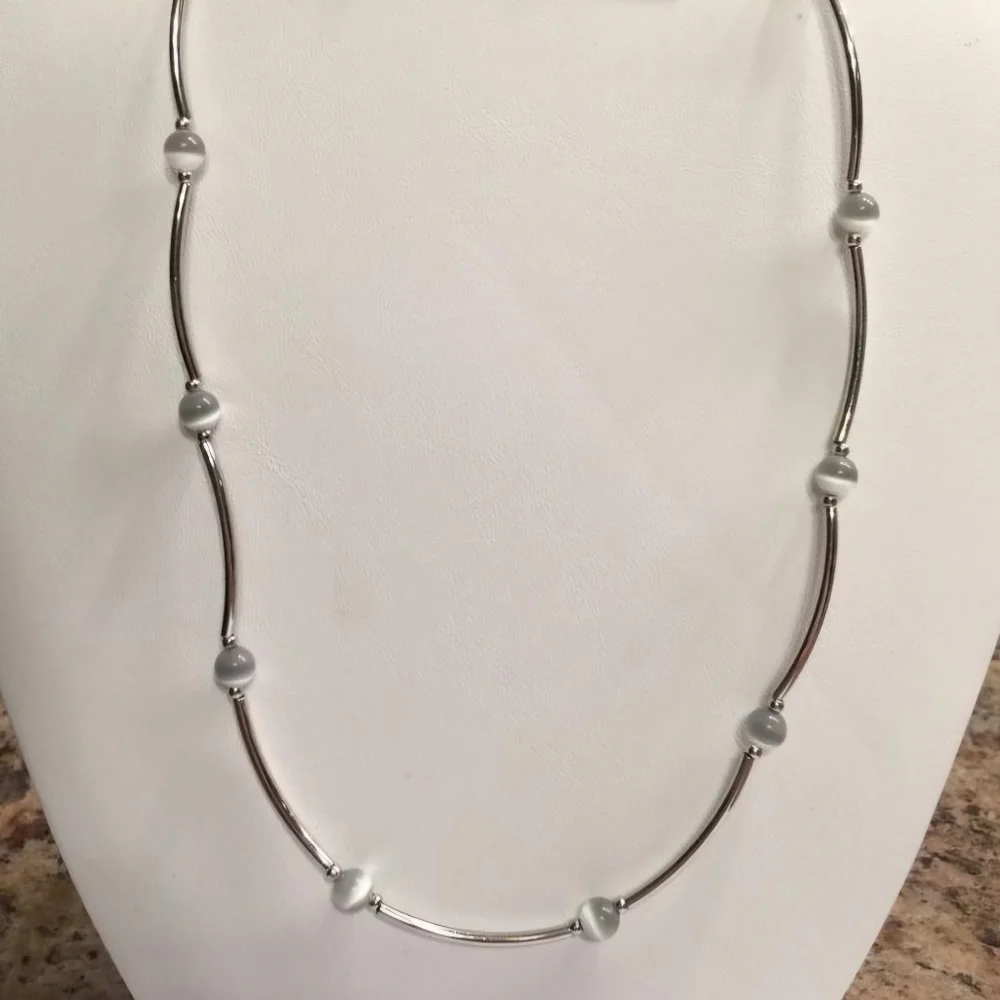 Vintage Lady Remington silver tone adjustable‎ necklace marbled beads, signed LR