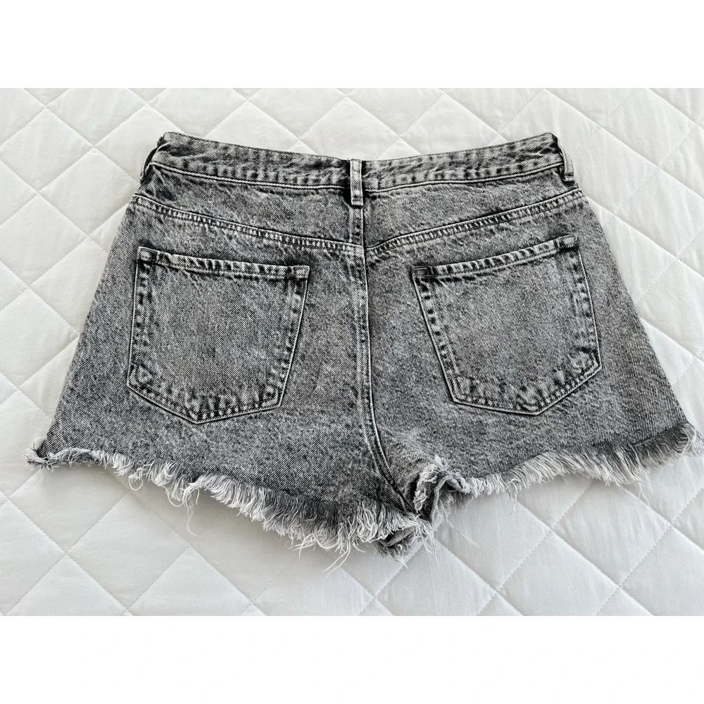 PacSun high rise