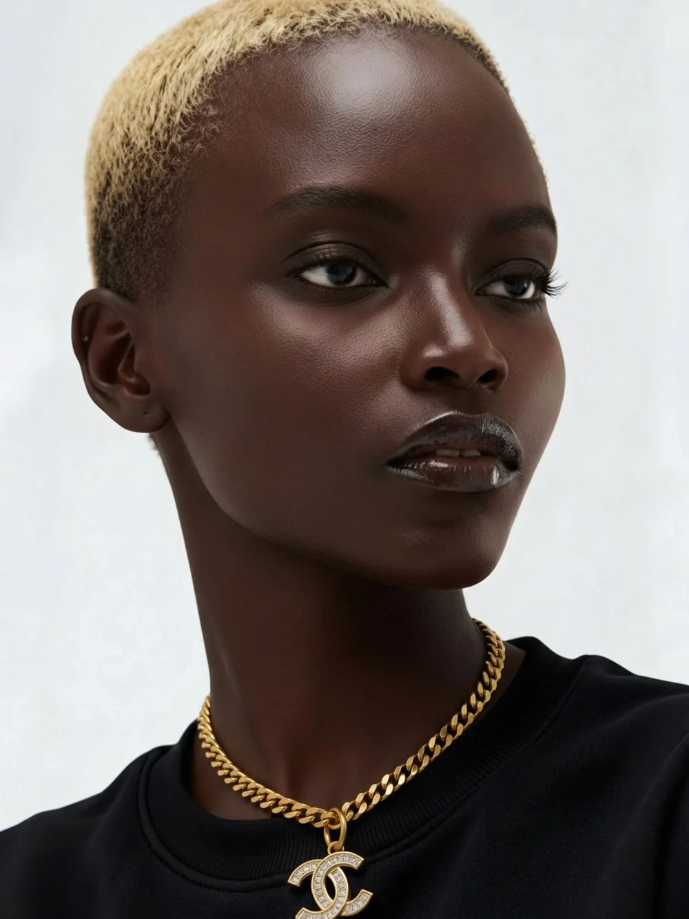 The Unbranded Brand polished gold