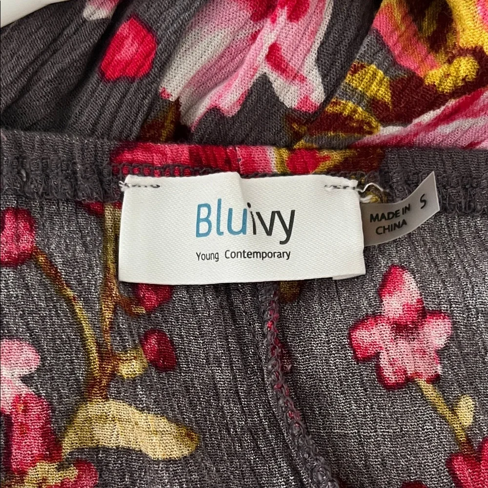 Bluivy chic off