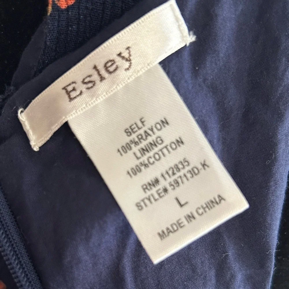 Esley charming blue