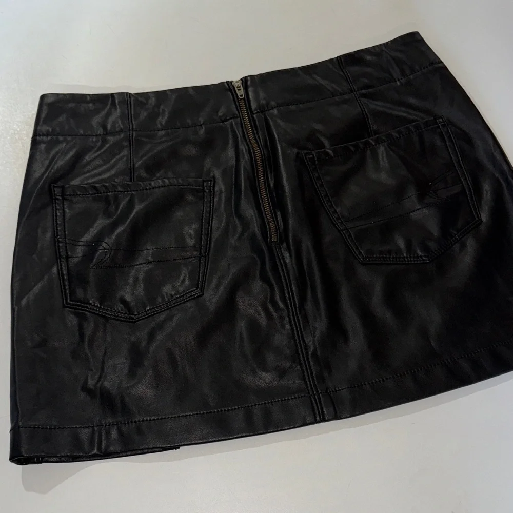 American Eagle Outfitters sleek black