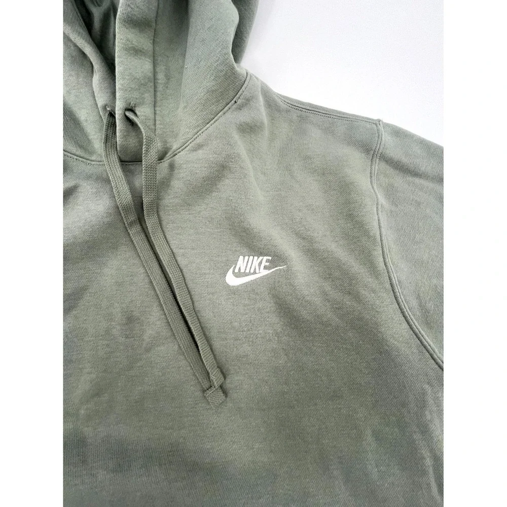 Nike club fleece