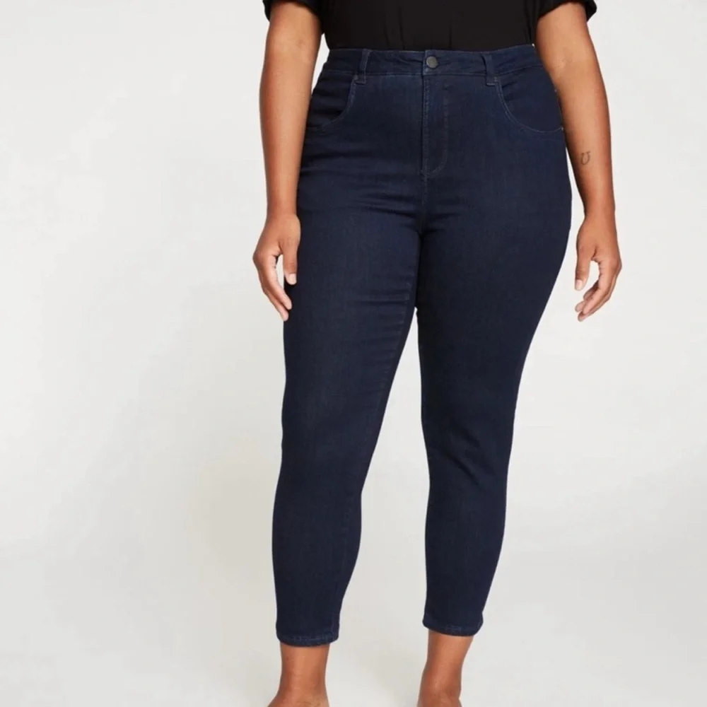Universal Standard Seine High Rise Skinny Jeans Dark Wash Size 14