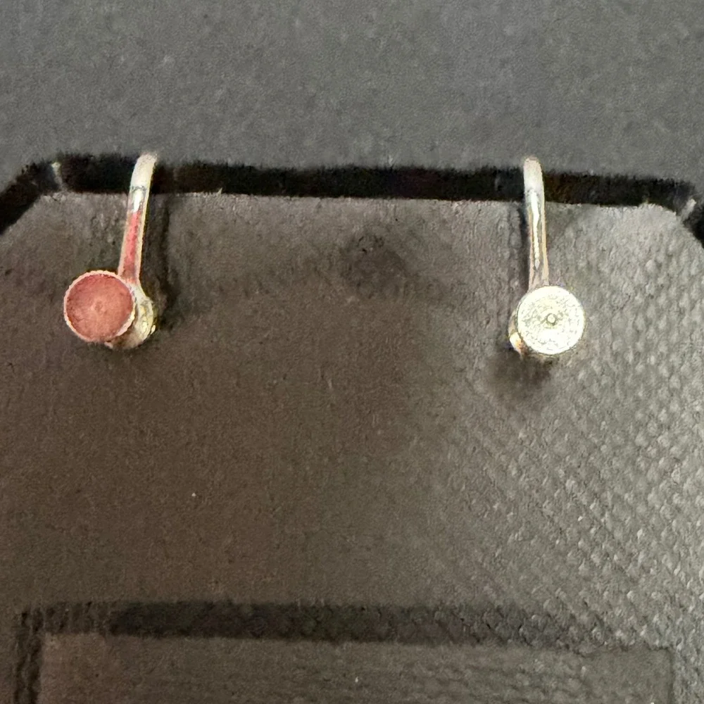 N/A vintage screw