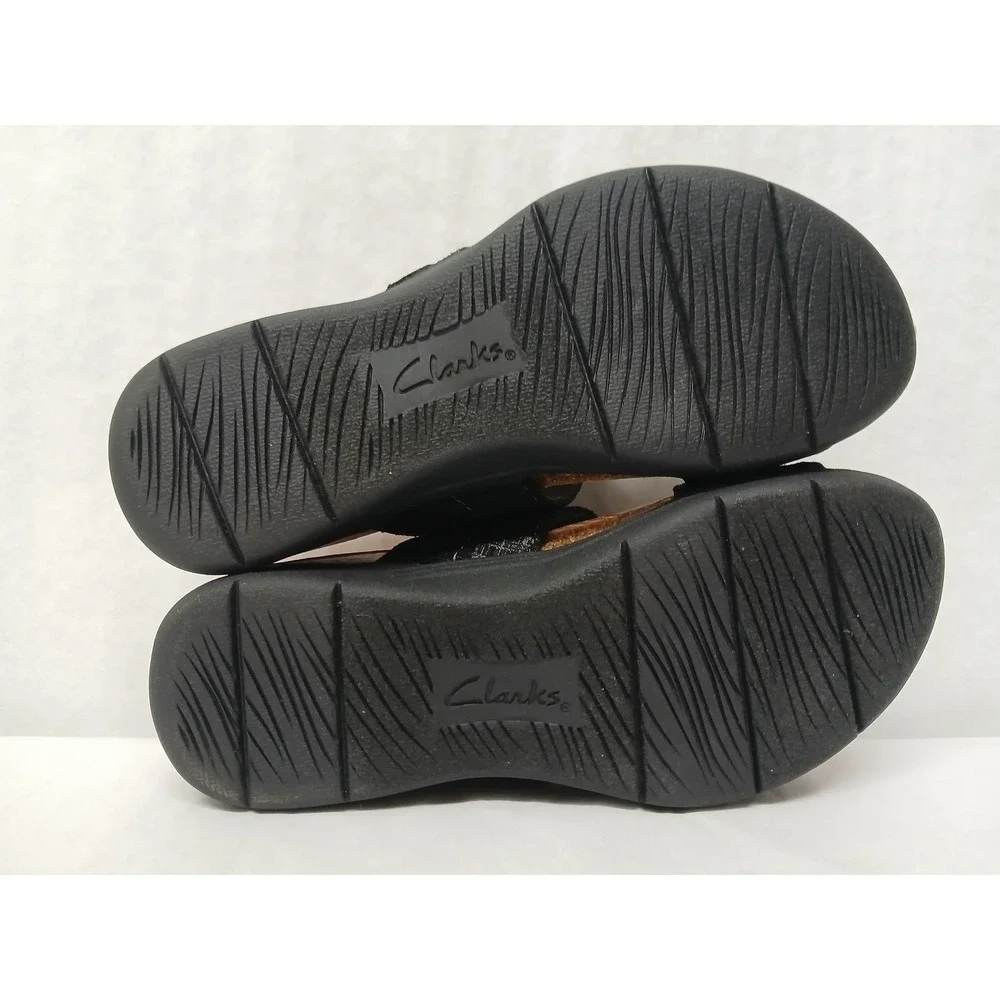 Clarks weekends accents practicality