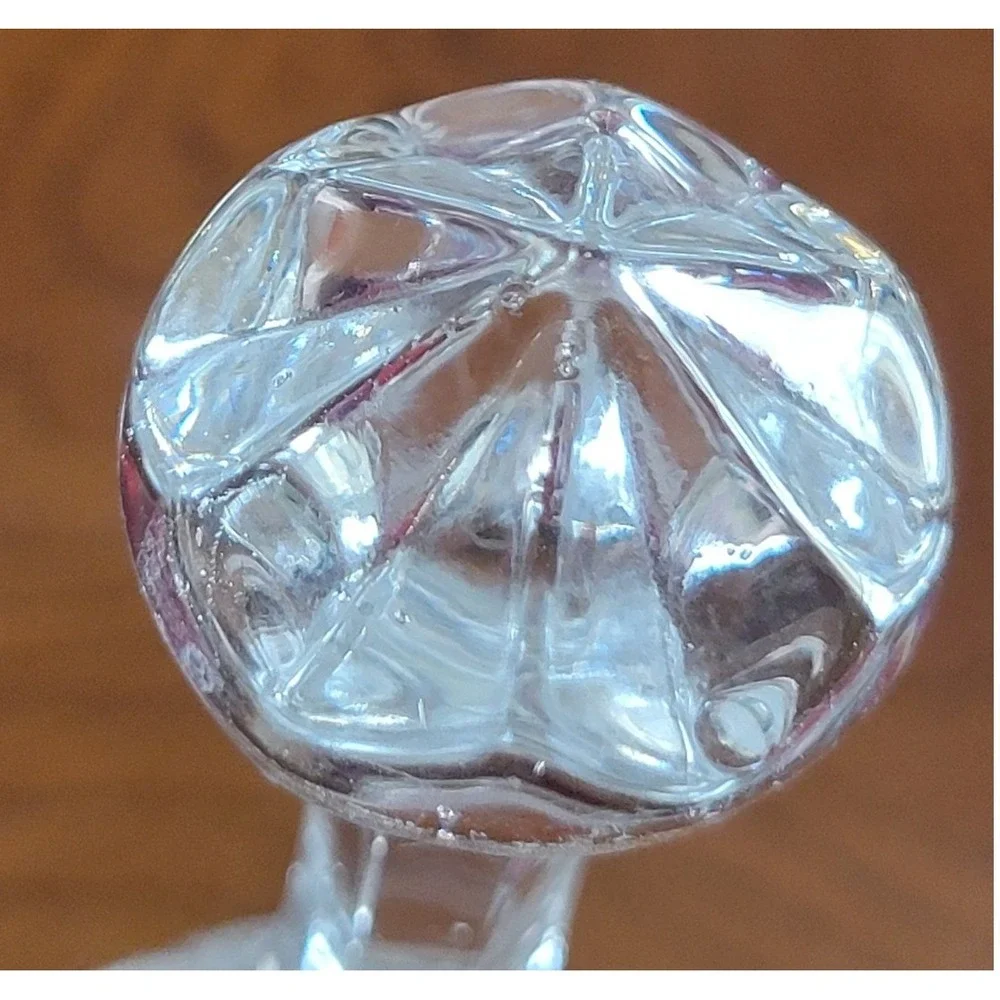 Unbranded crystal glass