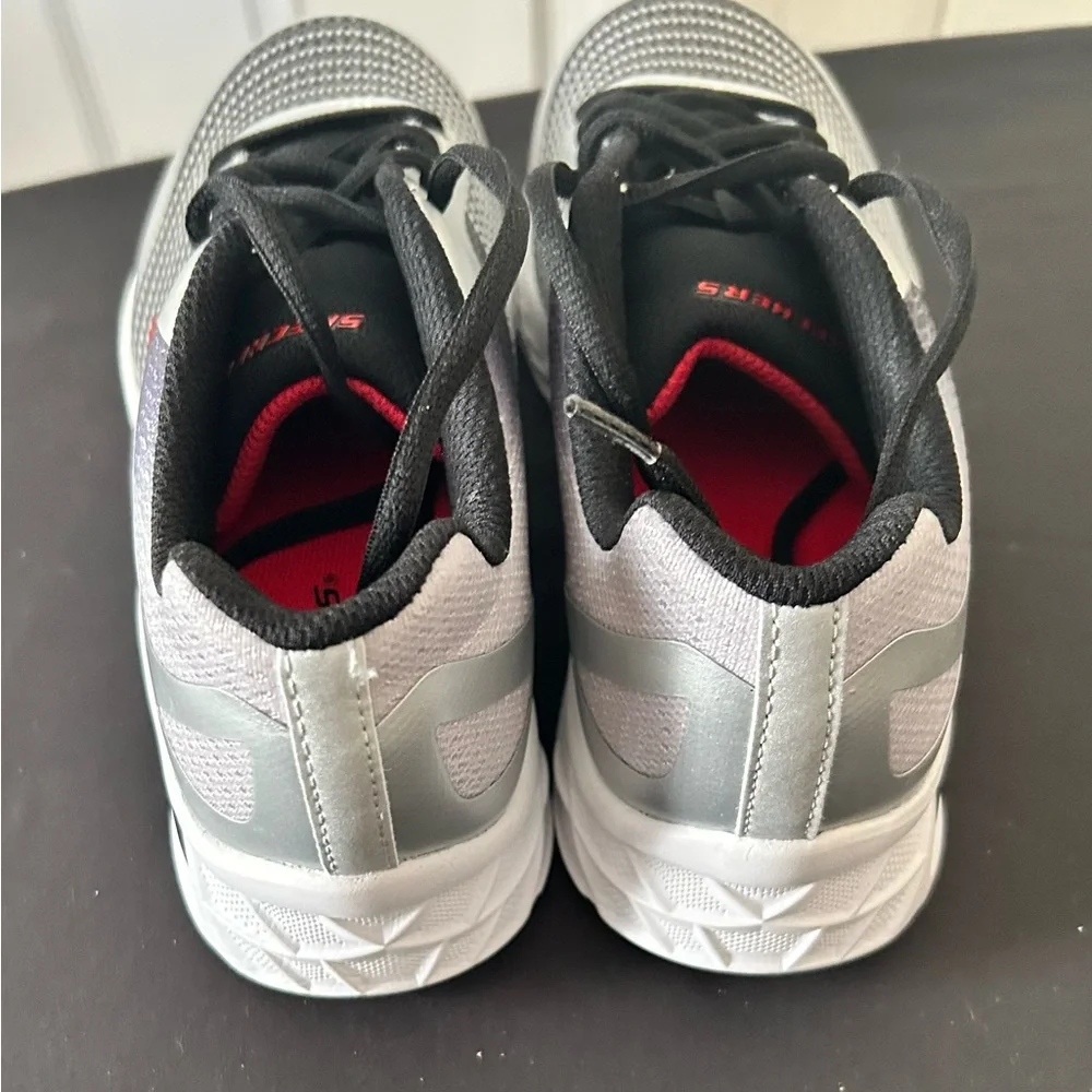 Skechers microspec max
