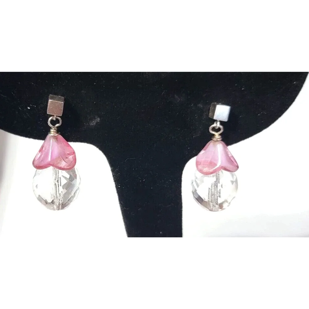 Unbranded vintage dangle