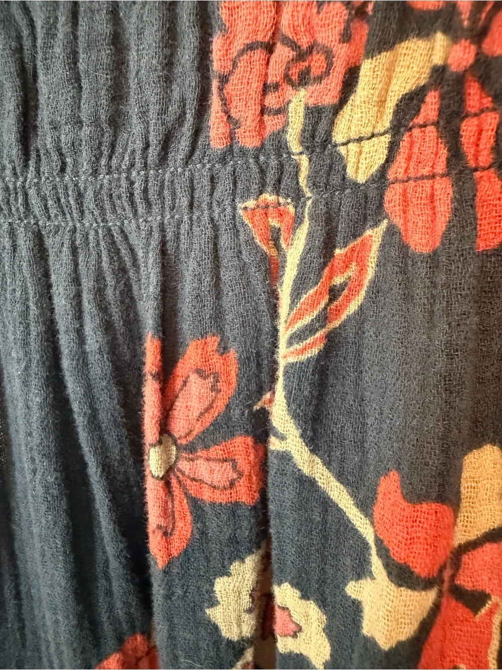 Free People light comfy