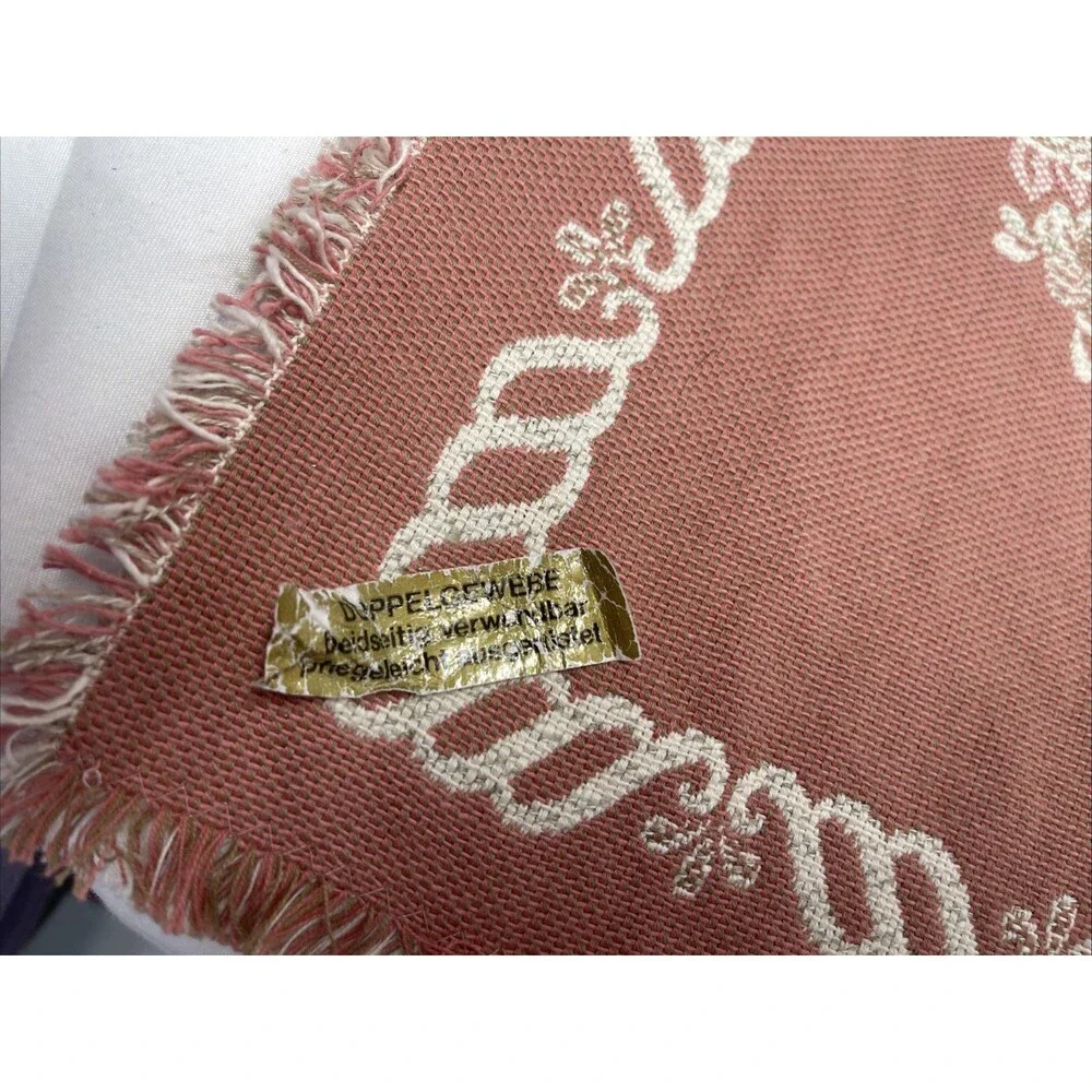 Unbranded this vintage