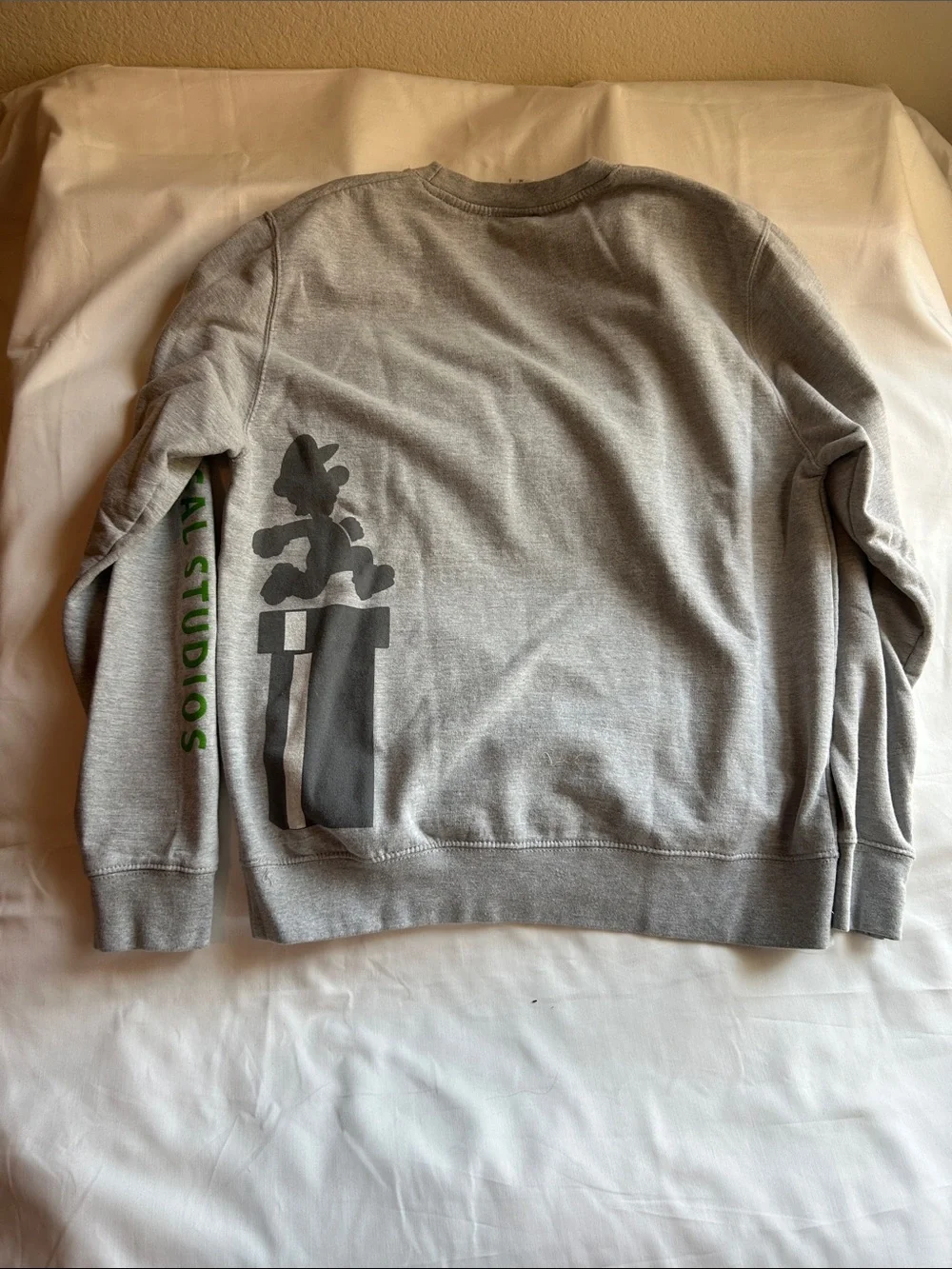 Universal Studio comfortable gray