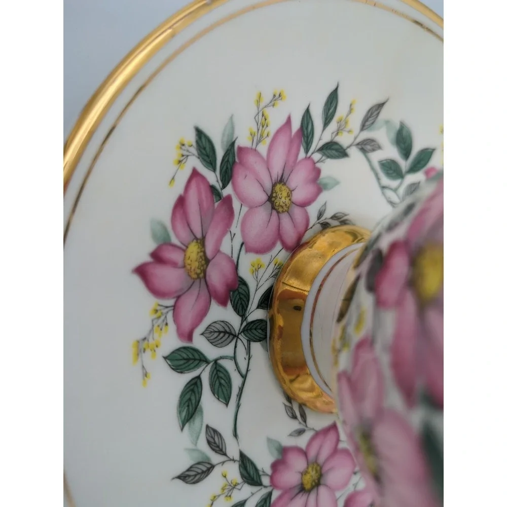 Elizabethan by Taylor & Kent vintage elizabethan