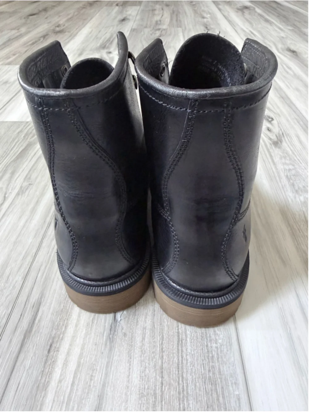 Frye men’s black
