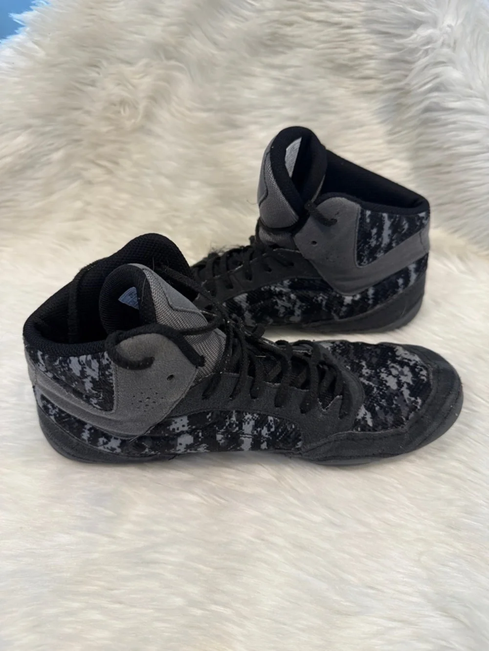 Asics lightweight wrestling