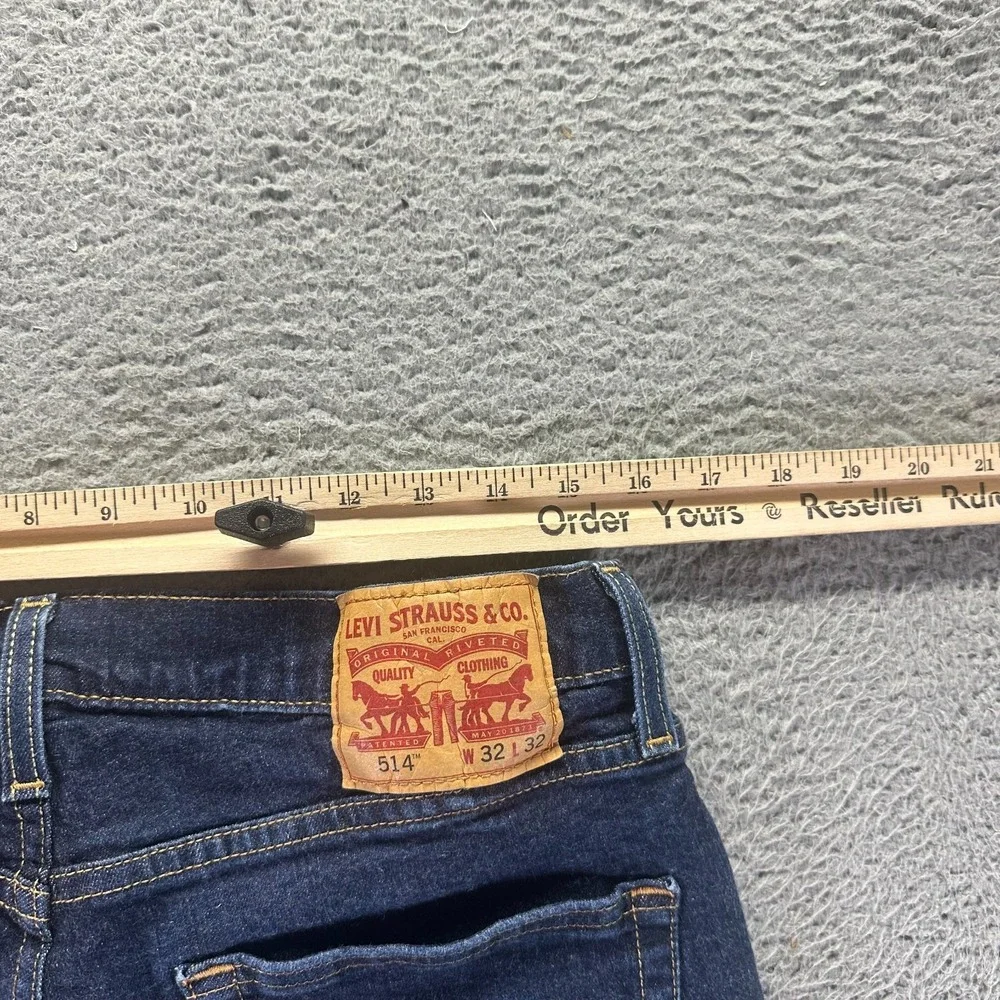 Levis before purchasing