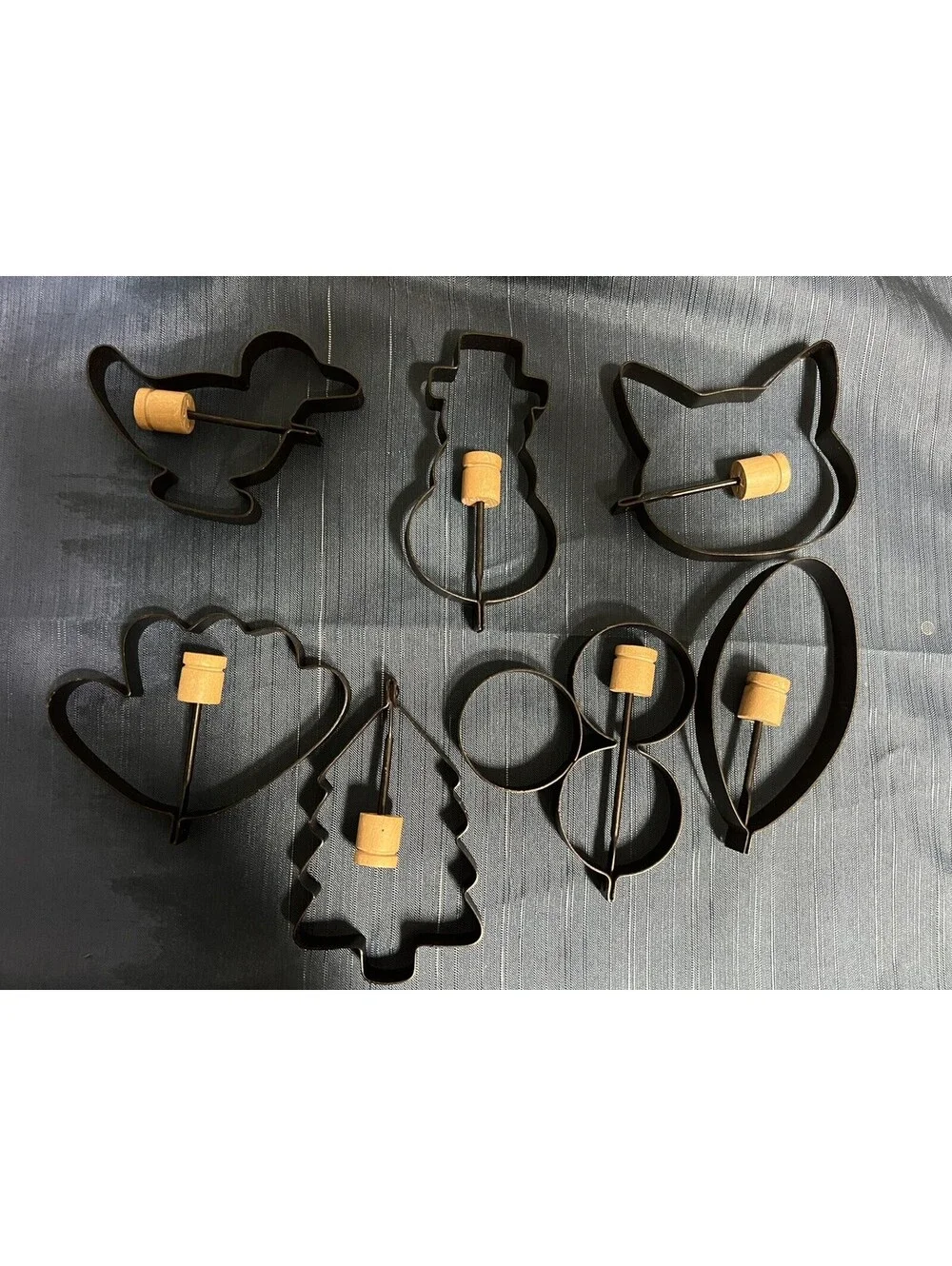 Lot of 7 Norpro Metal Wood Handled Cookie Cutters Nonstick & Nestle Diner Tin