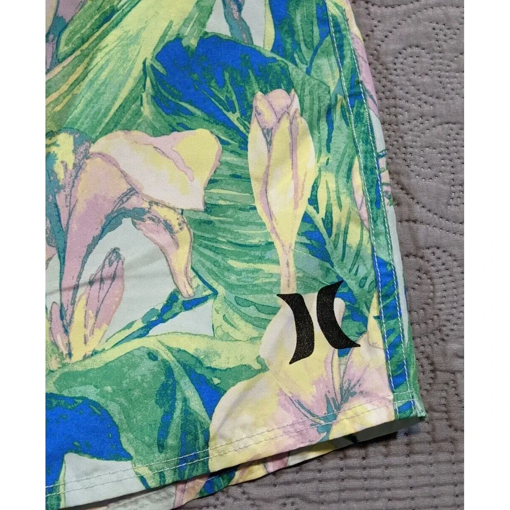 Hurley board shorts