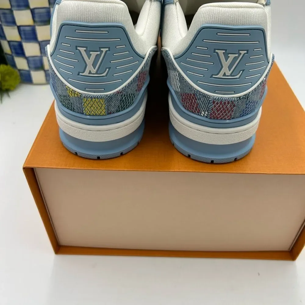 Louis Vuitton absolutely new