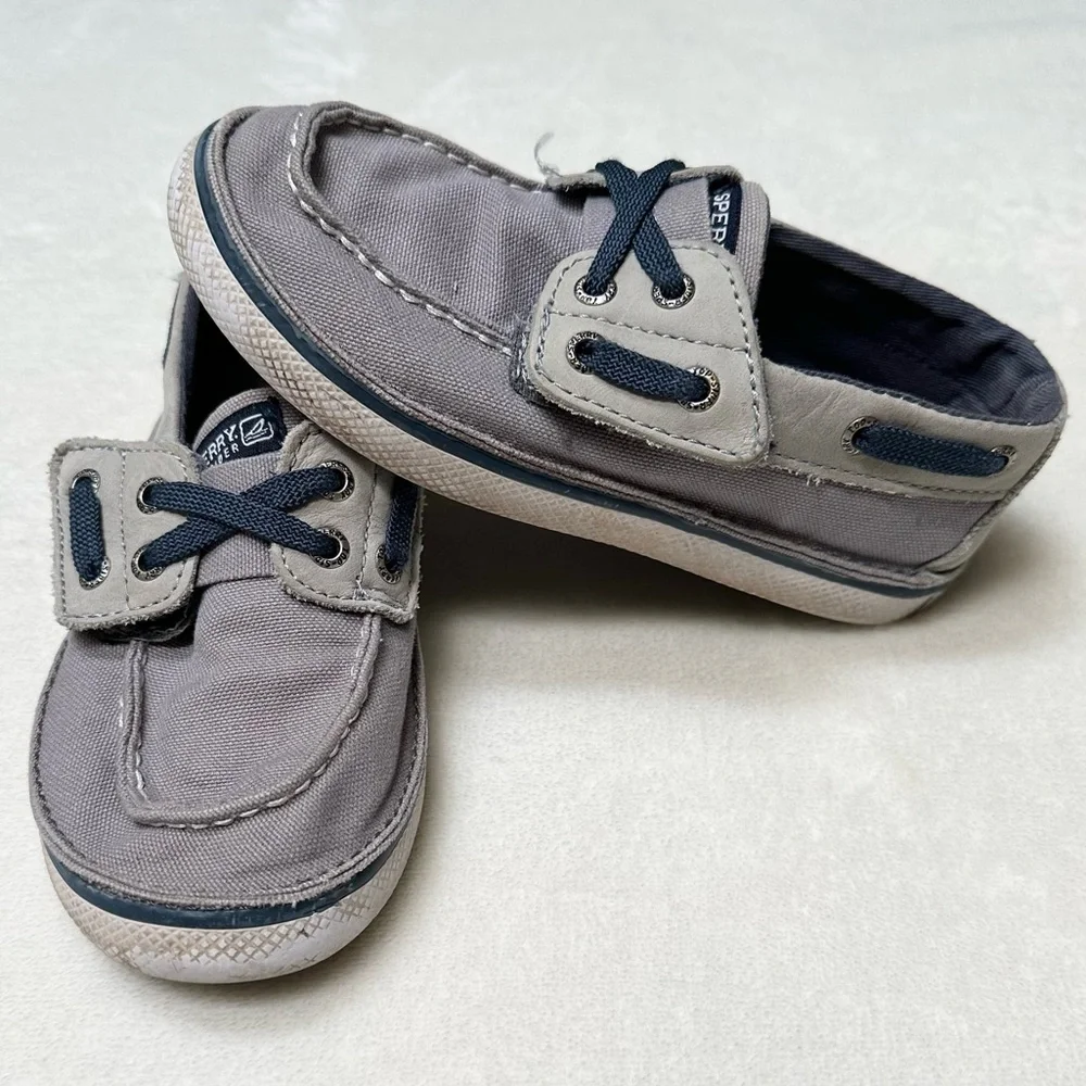 Sperry classic slip