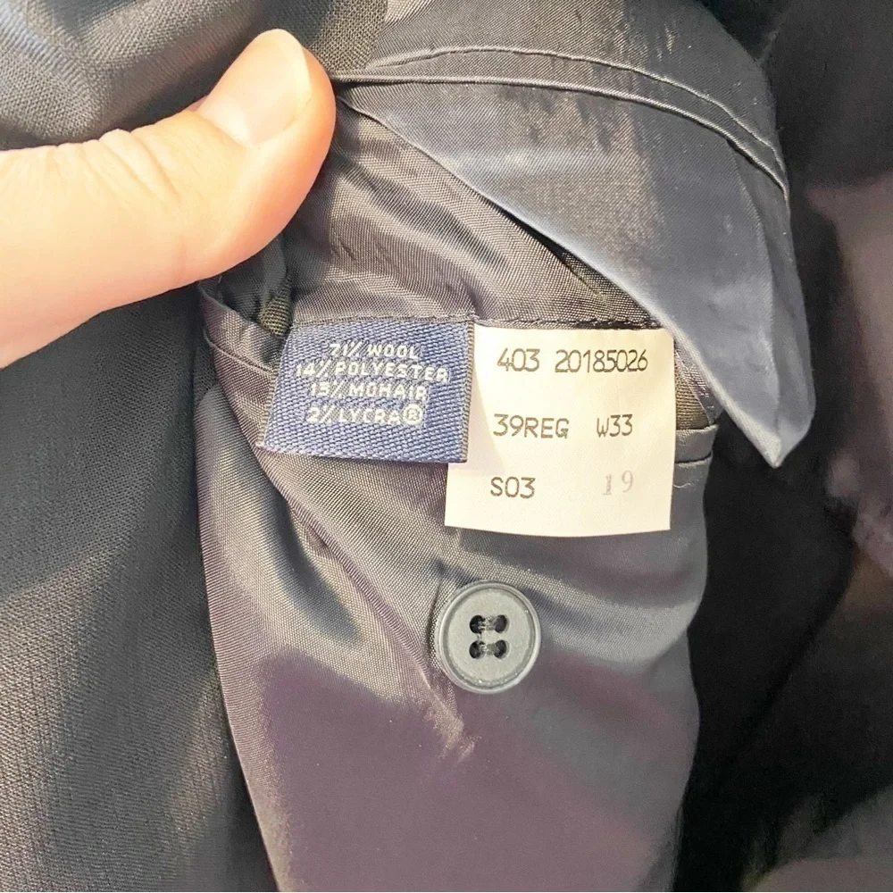 Brooks Brothers excellent minimal