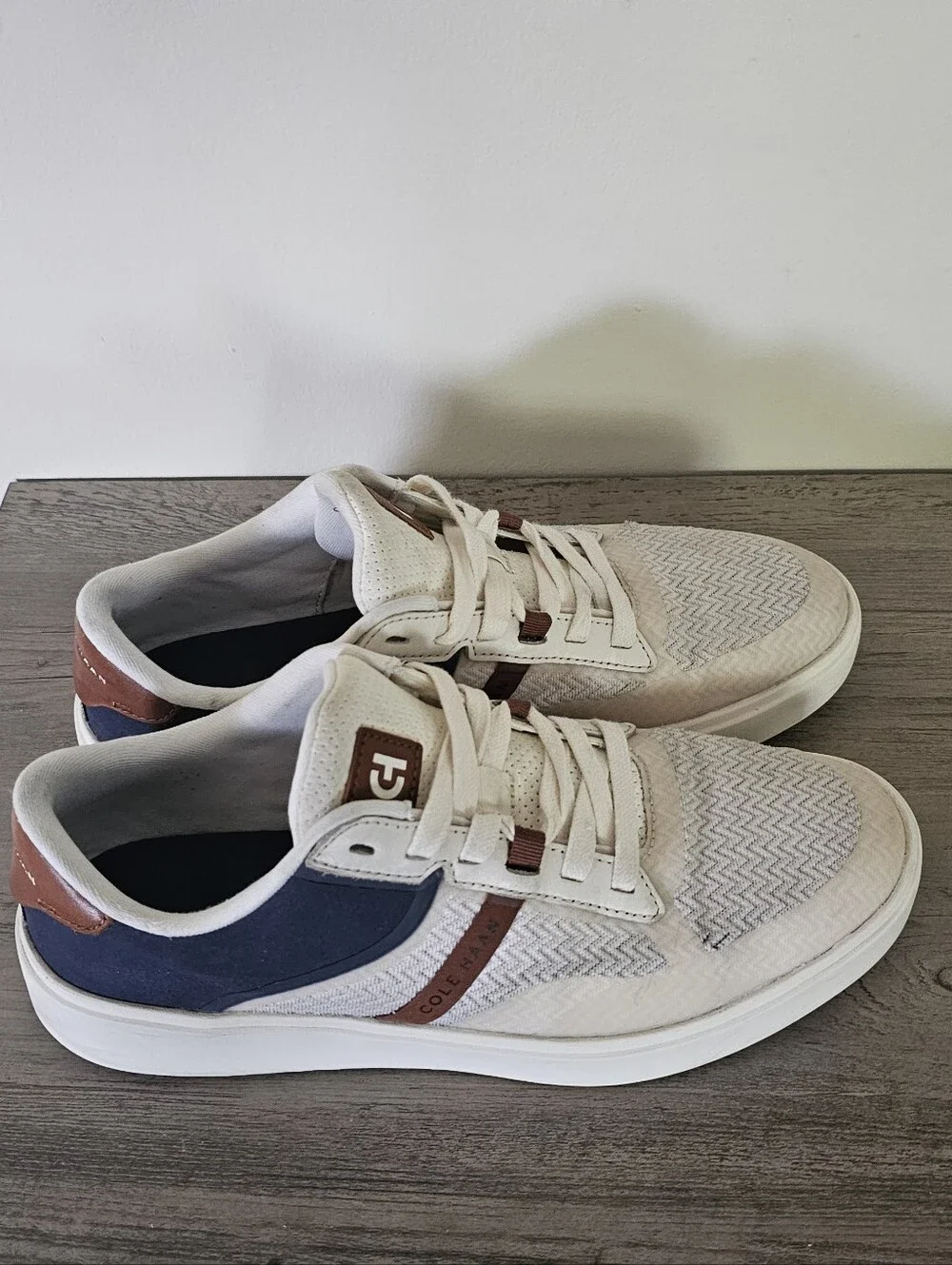 Cole Haan size 8m