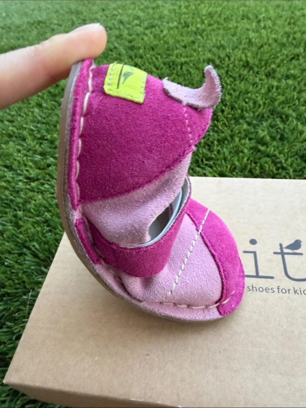 Pipit shoes shades