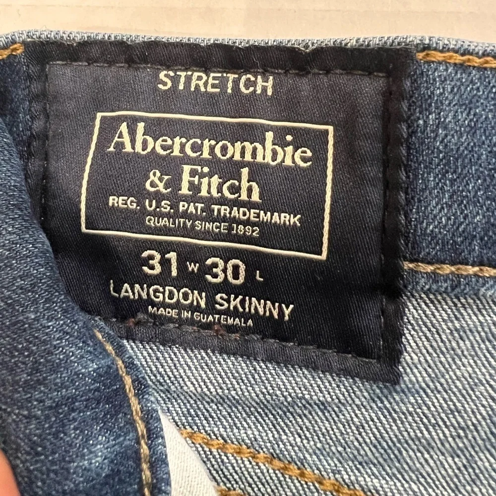 Abercrombie & Fitch a&f excellent