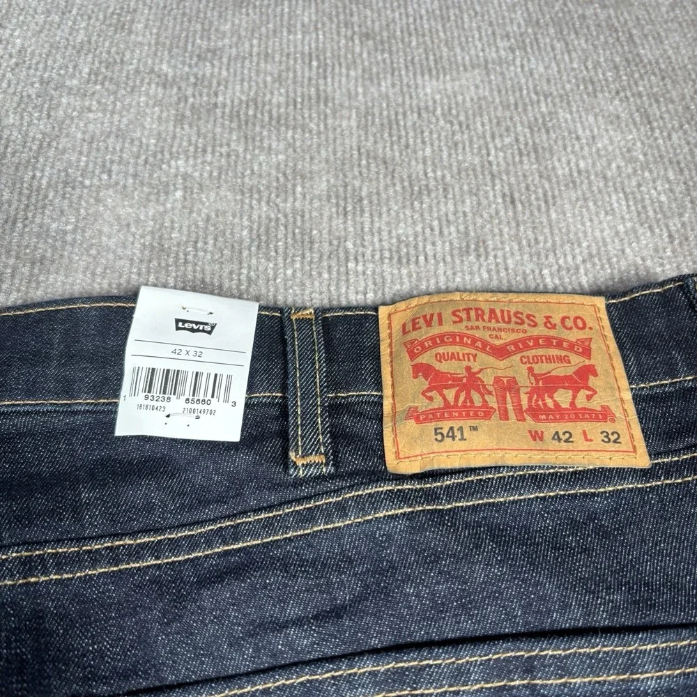 Levis levi 541