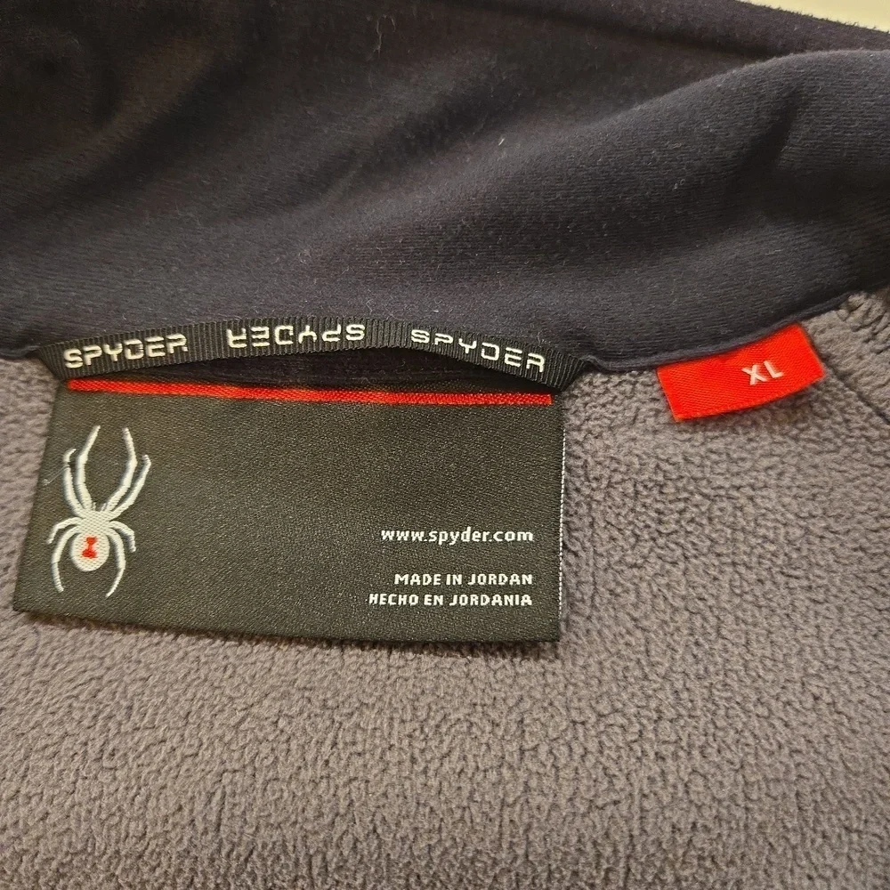 Spyder zip stand