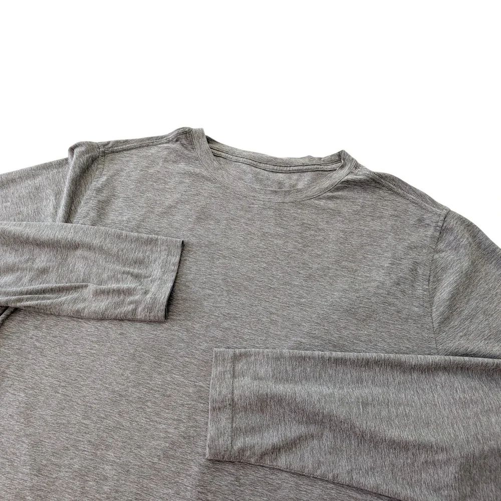 Vuori Strato Tech Tee V178 Mens L‎ Heather Gray Long Sleeve Performance Shirt