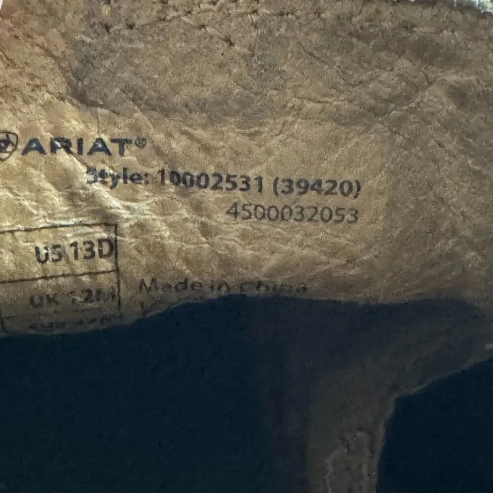 Ariat men spot