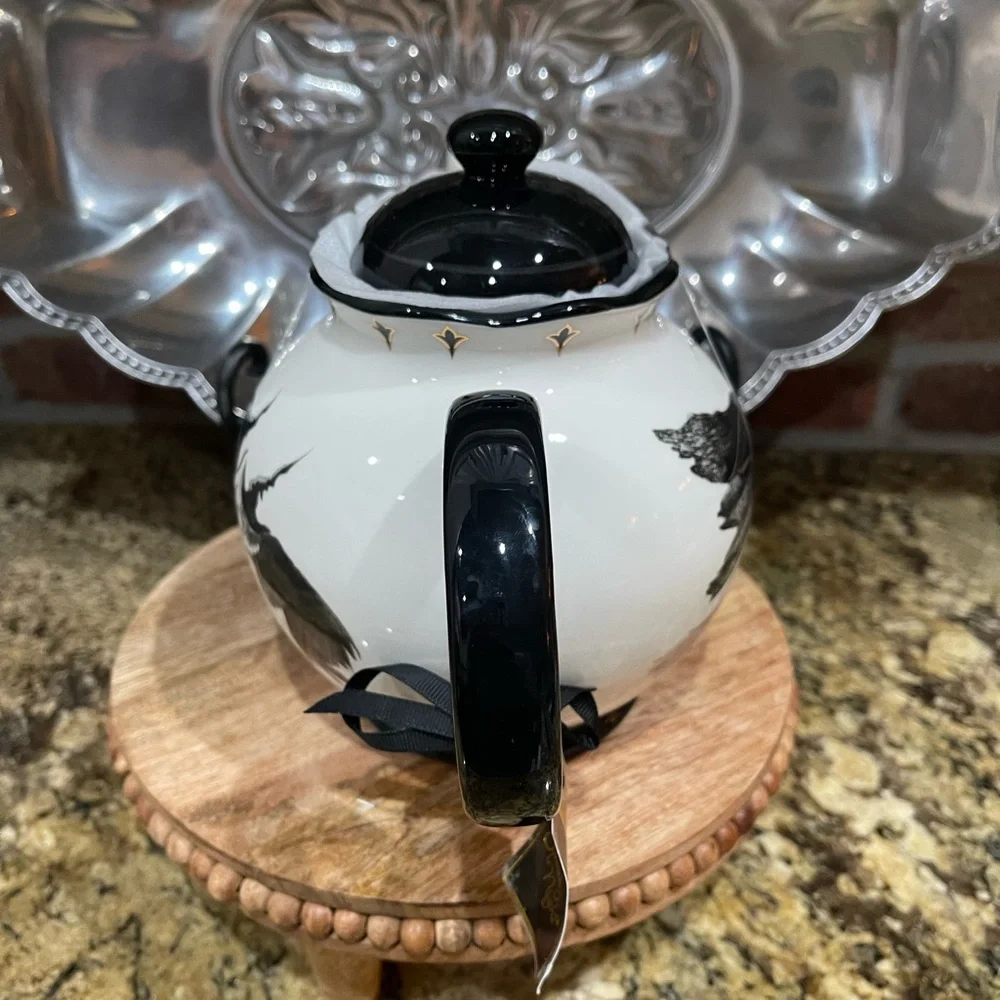 Potter’S Studio brand new