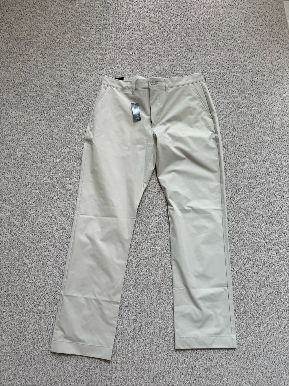 JCrew Men’s Khaki Straight Fit Chino Tech Pant - NWT size 32x30