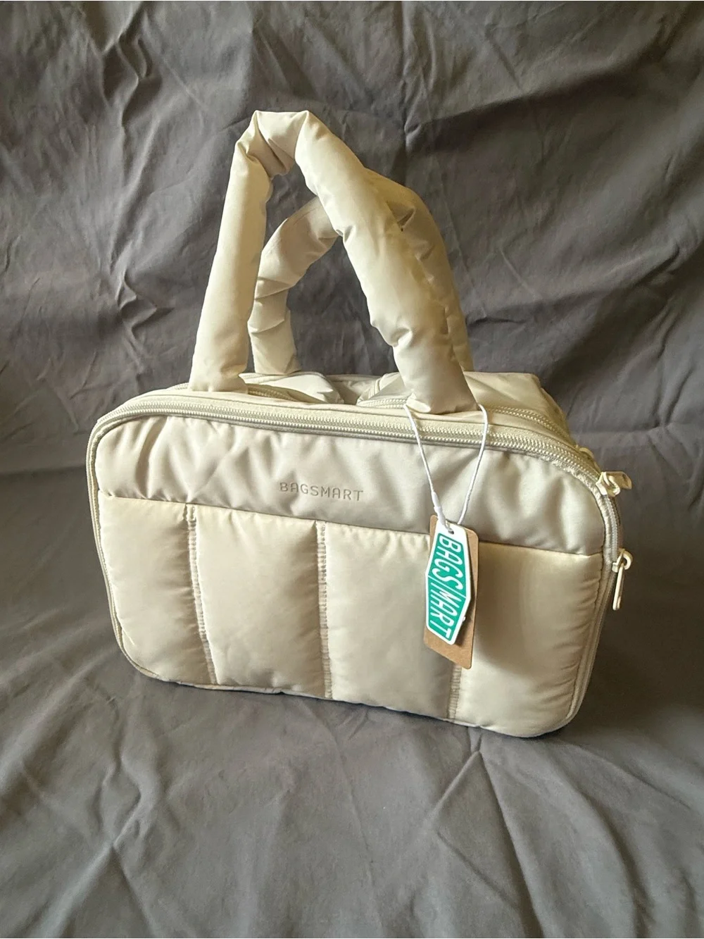 Bagsmart - Zora space saver 4-in-1 multifunction toiletry bag - white / cream
