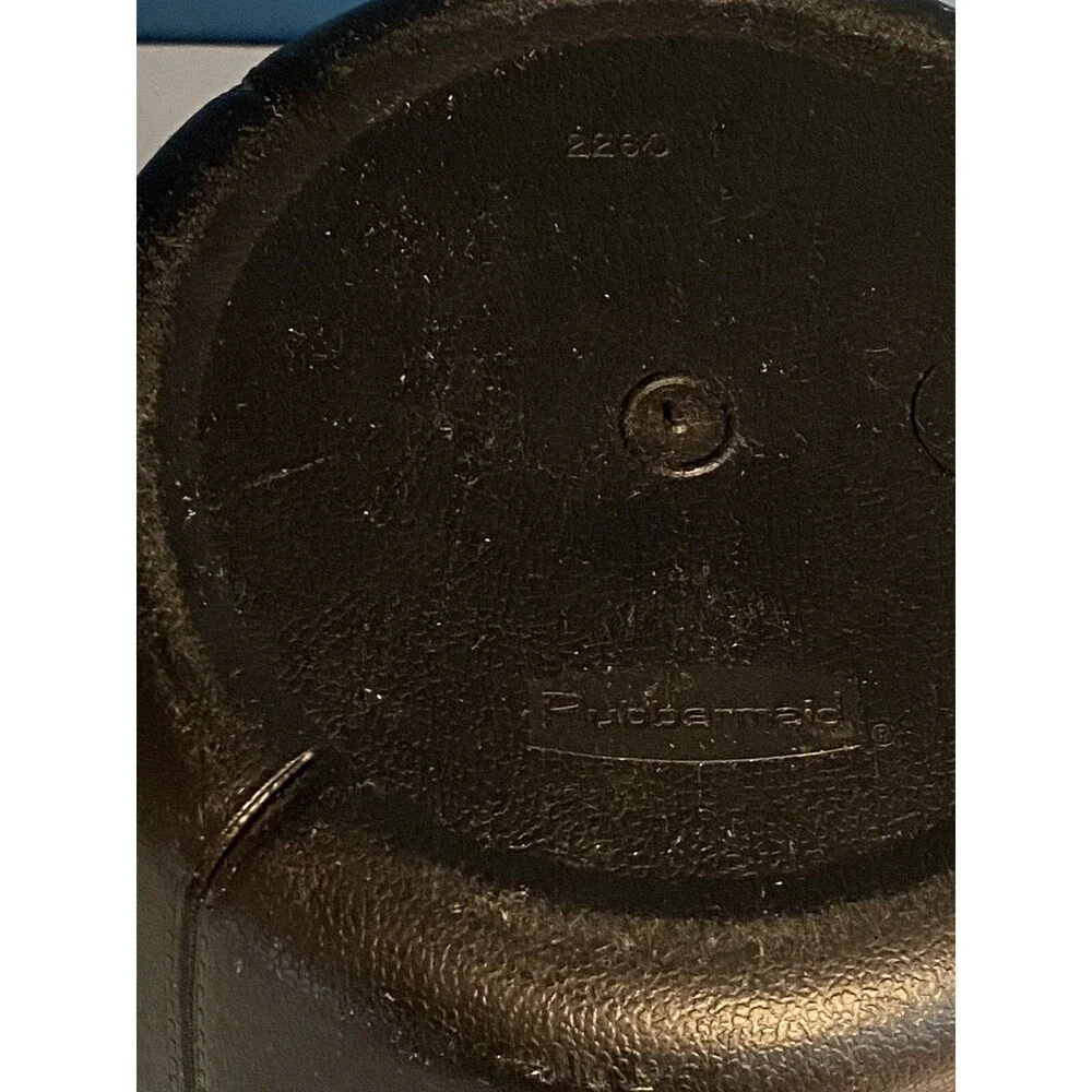 Rubbermaid this vintage