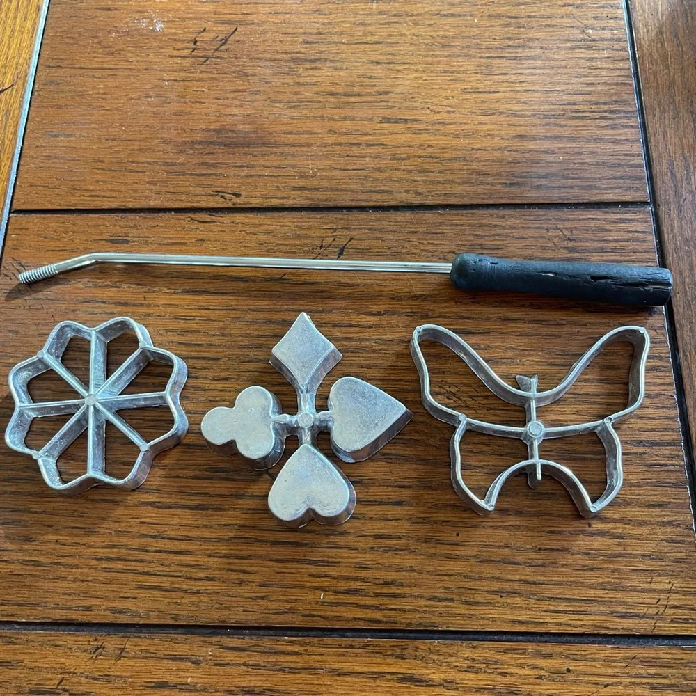 Vintage aluminum cookie
