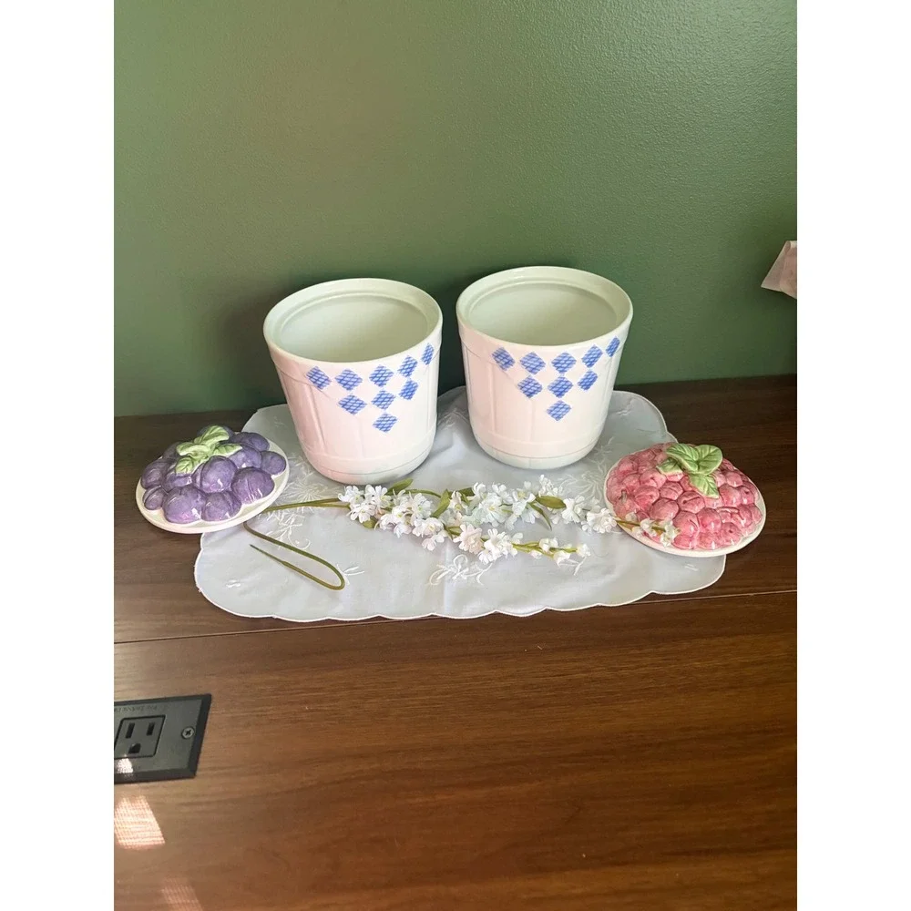 Pfaltzgraff vintage ceramic