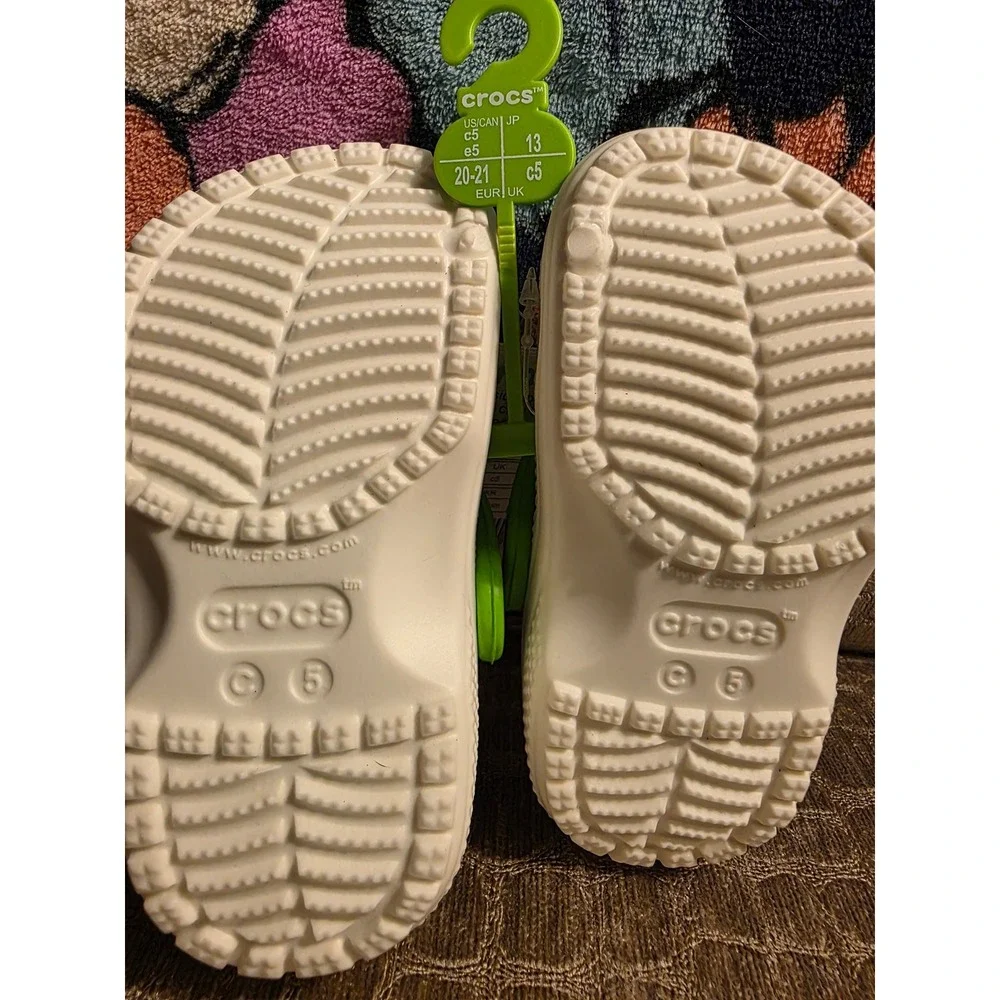 CROCS classic glow