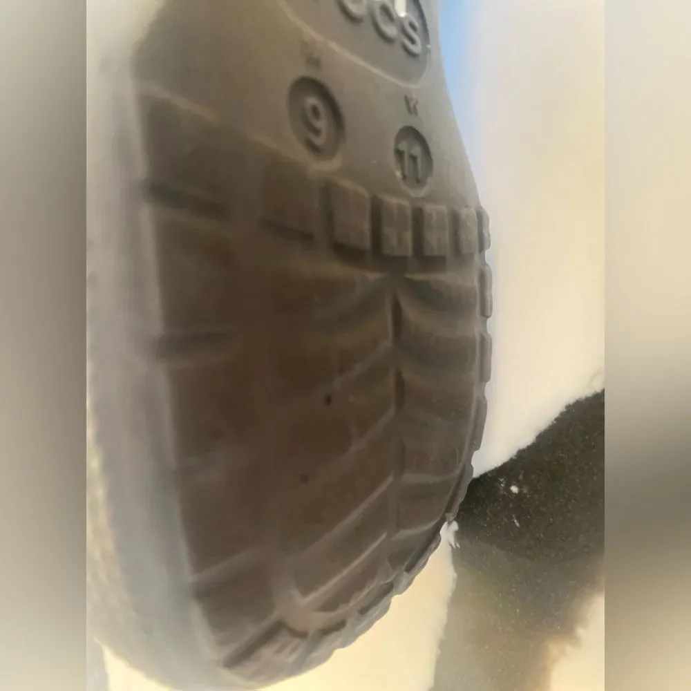CROCS comfortable gray