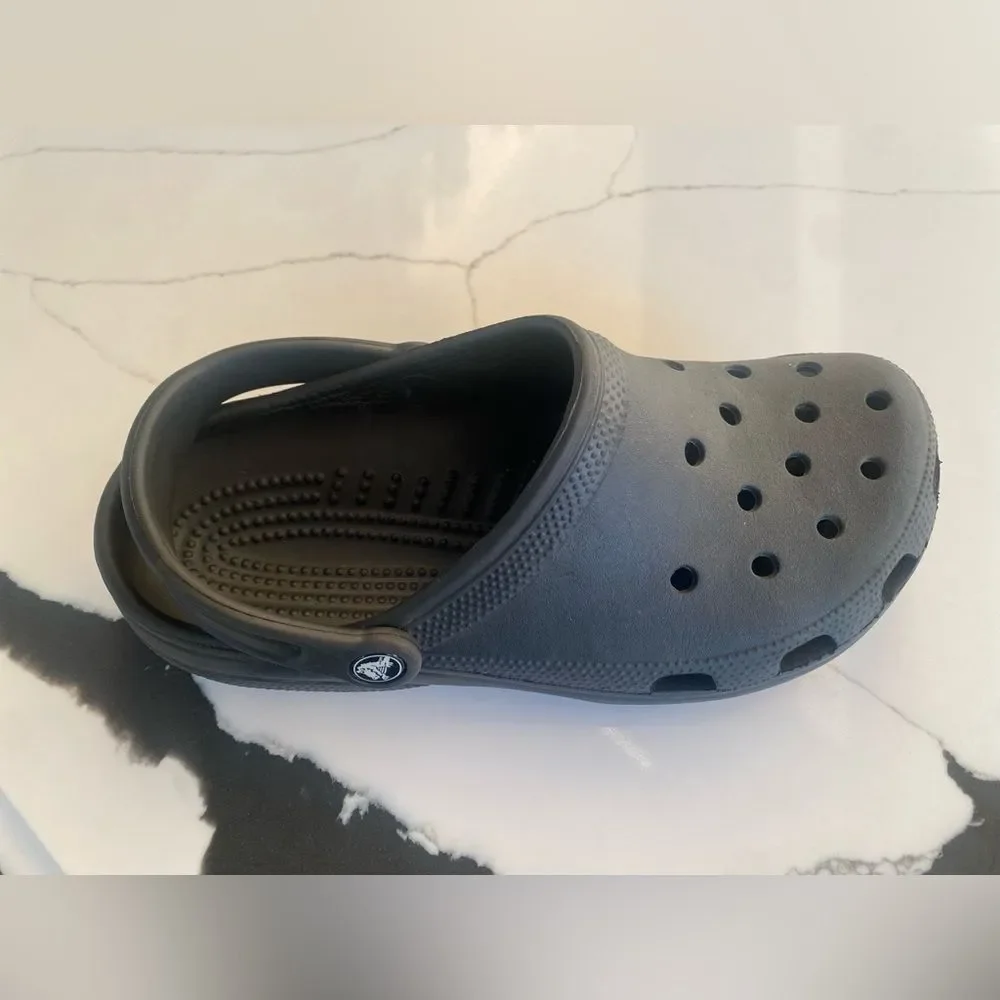 CROCS comfortable gray